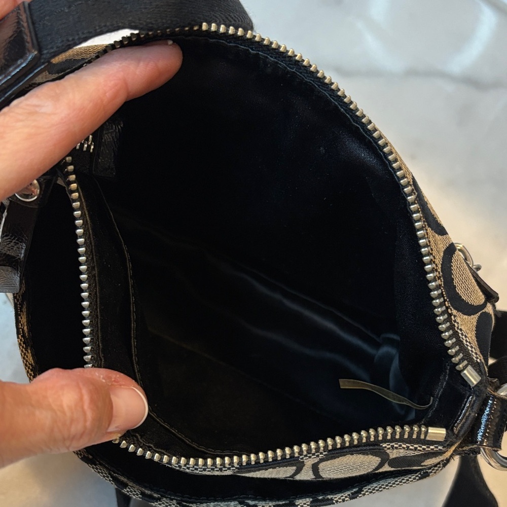 Coach Poppy Signature Logo Canvas Crossbody Bag - Picture 12 of 15